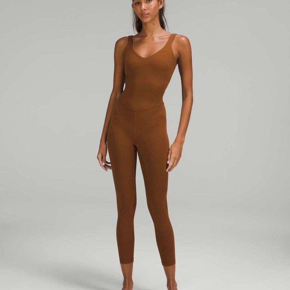 NWT Lululemon align ribbed bodysuit 25” in roasted brown size 10 - Picture 1 of 8